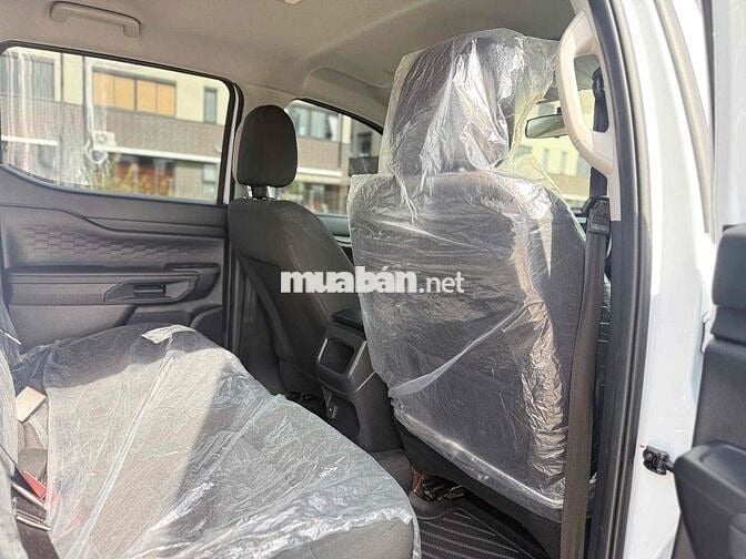 Ford Ranger XLS Trắng
