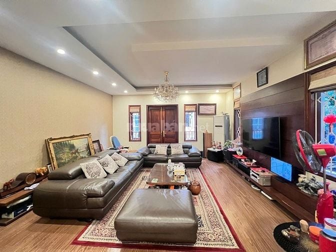 Phố Ngọc Khánh – Ba Đình – Ô Tô Tránh – 85 M2 – 5 T – MT 5M – Giá 33.7