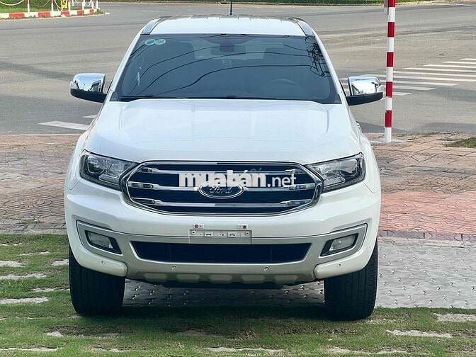 Ford Everest 2020 Titanium 2.0L AT 4x2 - 45000 km