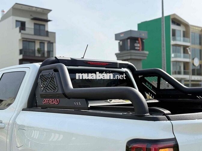 Ford Ranger XLS Trắng