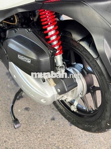 SH Mode Trắng Đen Sporty