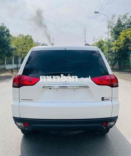 Mitsubishi Pajero Sport 2015 4x4 AT 2 cầu xe đẹp