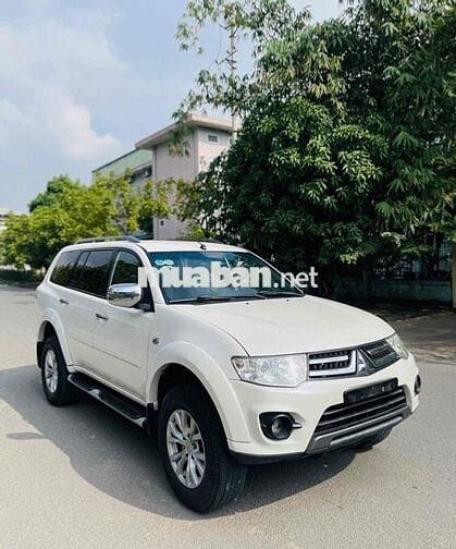 Mitsubishi Pajero Sport 2015 4x4 AT 2 cầu xe đẹp