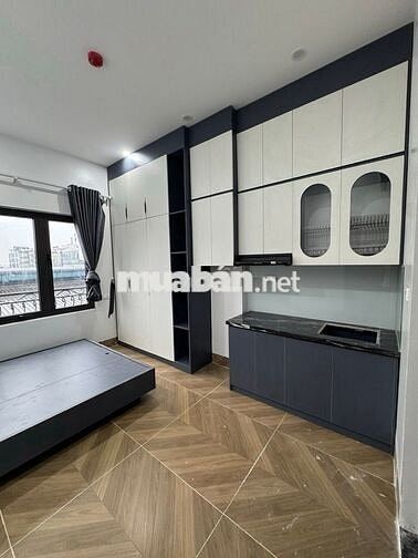 SIÊU PHẨM TÒA DỊCH VỤ TRỊNH VĂN BÔ -BỀ THẾ- LÔ GÓC -VỈA HÈ - ĐƯỜNG TO