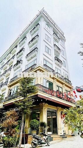 SIÊU PHẨM TÒA DỊCH VỤ TRỊNH VĂN BÔ -BỀ THẾ- LÔ GÓC -VỈA HÈ - ĐƯỜNG TO