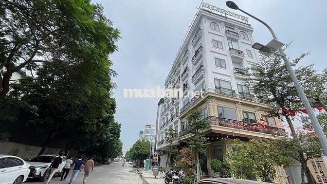 SIÊU PHẨM TÒA DỊCH VỤ TRỊNH VĂN BÔ -BỀ THẾ- LÔ GÓC -VỈA HÈ - ĐƯỜNG TO