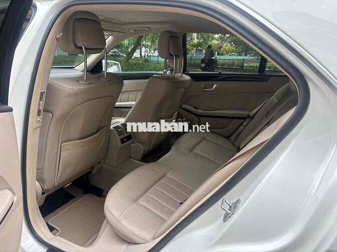 Mercedes Benz E Class 2015 E250 AMG - 120000 km