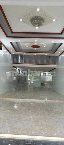 Cho thuê nhà 240 m2 Nguyễn Văn Linh kế bệnh viện đa khoa Cần Thơ