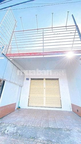 Cho thuê nhà 240 m2 Nguyễn Văn Linh kế bệnh viện đa khoa Cần Thơ