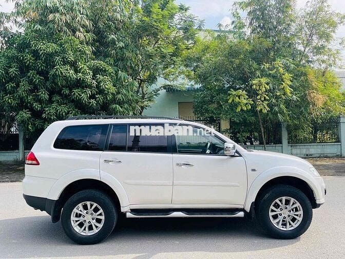 Mitsubishi Pajero Sport 2015 4x4 AT 2 cầu xe đẹp