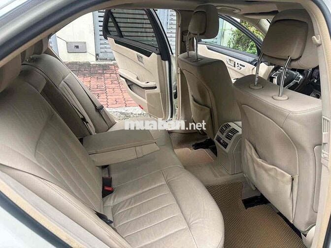 Mercedes Benz E Class 2015 E250 AMG - 120000 km