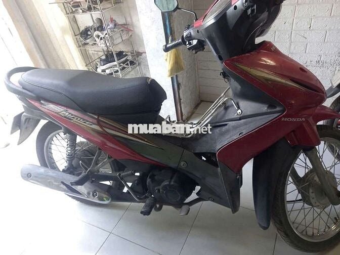 Honda Wave Thể thao màu Đỏ