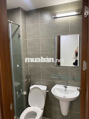 Em Phúc chuyên bán Green river quận 8 căn 3 phòng ngủ 2wc, có sổ hồng