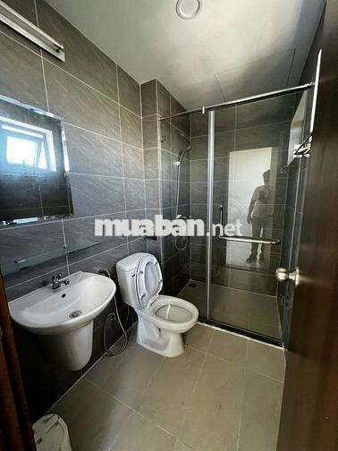 Em Phúc chuyên bán Green river quận 8 căn 3 phòng ngủ 2wc, có sổ hồng