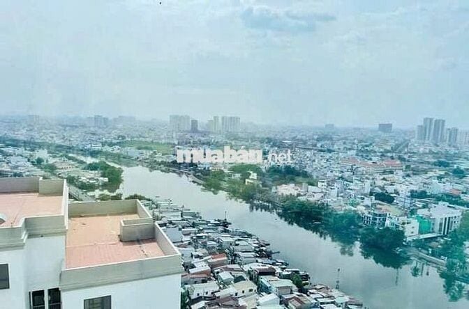 Em Phúc chuyên bán Green river quận 8 căn 3 phòng ngủ 2wc, có sổ hồng