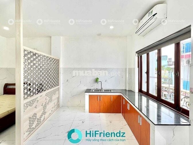 Căn hộ mini Full Nội thất 40m2 có Ban công lớn kế cầu Nguyễn Văn Cừ