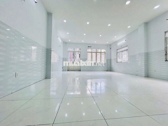 Cần cho thuê nhà Mặt Tiền 89A Đường Chu Văn An P.26 Q.Bình Thạnh.