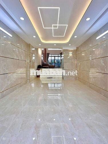 Nhà mới đẹp y hình 4 x 18 có 5pn 5wc sân thượng