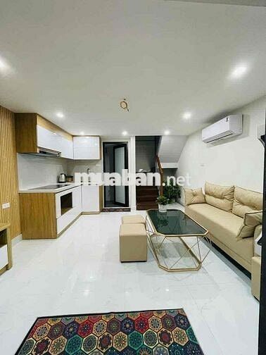 HƠN 5 TỶ HỘ KHẨU PHỐ VIP KIM MÃ - 25M RA Ô TÔ TRÁNH - 2 THOÁNG