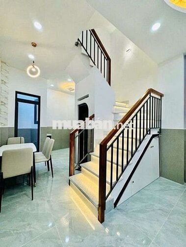 NHÀ ĐÚC 3 LẦU ĐẸP SANG 3,7×10 ĐƯỜNG NGUYỄN VĂN LƯỢNG. P17. QUẬN GÒ VẤP