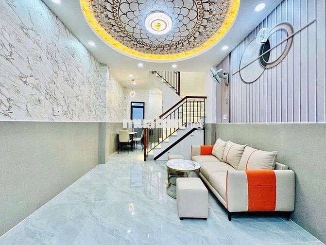 NHÀ ĐÚC 3 LẦU ĐẸP SANG 3,7×10 ĐƯỜNG NGUYỄN VĂN LƯỢNG. P17. QUẬN GÒ VẤP