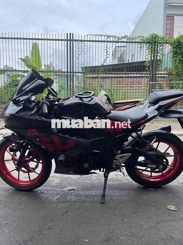 xe để trùm mền ít đi