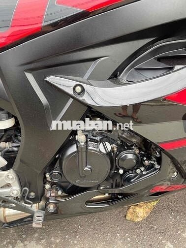 xe để trùm mền ít đi