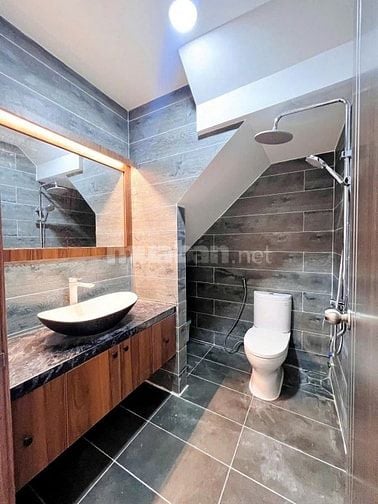 Bán nhà đẹp, Sổ Riêng ở Phan Văn Trị P11 Q. Bình Thạnh. Giá 4tỷ350