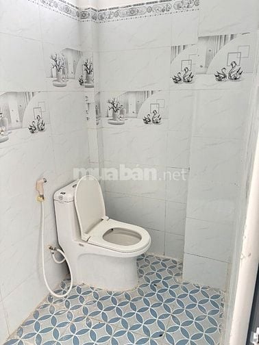 Cần bán nhà 1 trệt-1 lầu phong cách hiện đại. Ấp 5 Phước Vân-cần đước