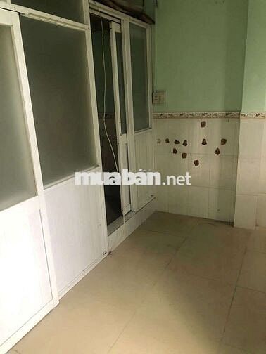 Nhà cho thuê 3m × 5m 2 lầu 2p ngủ