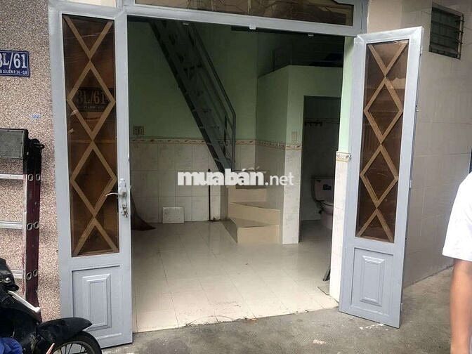 Nhà cho thuê 3m × 5m 2 lầu 2p ngủ