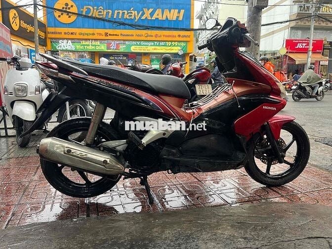 Honda Air Blade Đỏ đen