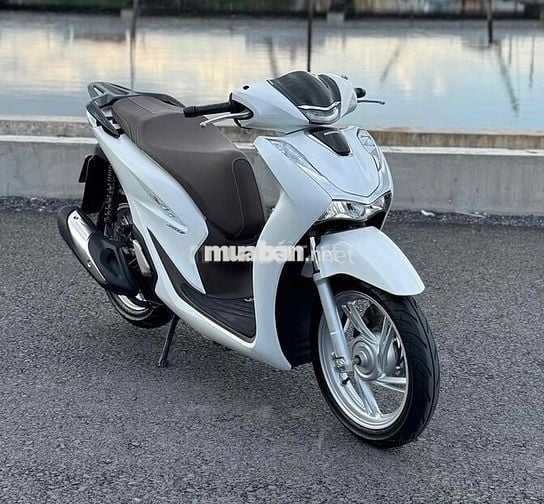Honda SH 160i ABS 2023 Trắng 8000 km