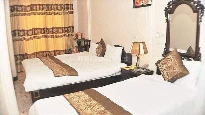 BÁN nhà tại 71 Hàng Lược. Trung tâm phố cổ Quận Hoàn Kiếm, DT 53 m2