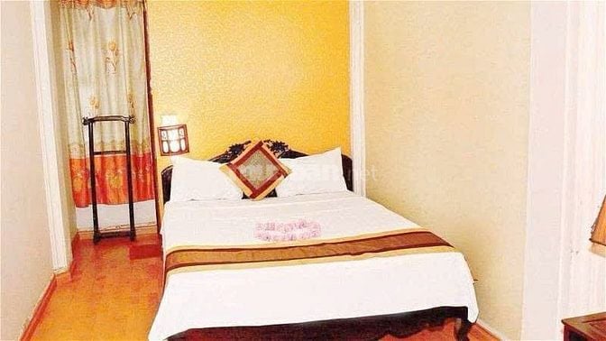 BÁN nhà tại 71 Hàng Lược. Trung tâm phố cổ Quận Hoàn Kiếm, DT 53 m2