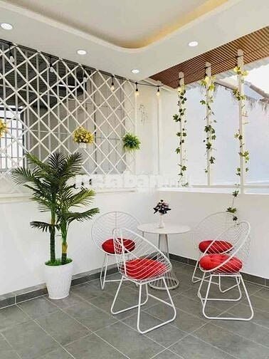 NHÀ ĐẸP – VỊ TRÍ SỐNG LÝ TƯỞNG CHO GIA ĐÌNH  GẦN TRƯỜNG HỌC – CHỢ