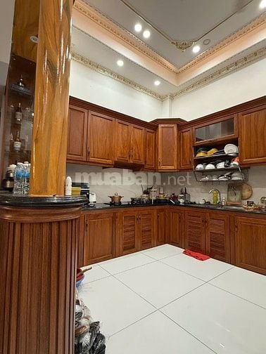 BÁN NHÀ LIỀN KỀ  KHU TRUNG TÂM HÀNH CHÍNH P5Q8