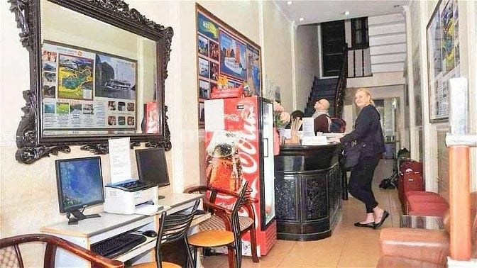 BÁN nhà tại 71 Hàng Lược. Trung tâm phố cổ Quận Hoàn Kiếm, DT 53 m2