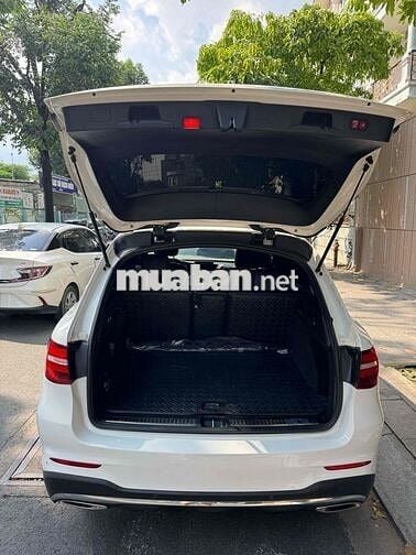 Mercedes Benz GLC 300 4MATIC 2019 - 43.500 milies