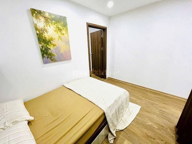 Nhà Đẹp, Phố 8 - 3, Hai Bà Trưng 25/65m, tầng 2, giá 3.98 tỷ.