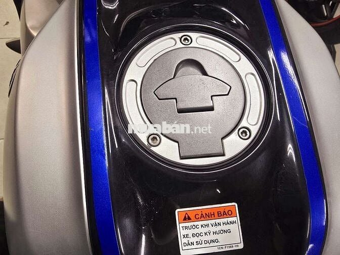 R15M Abs biển43 còn bảo hành hãng đến 2027