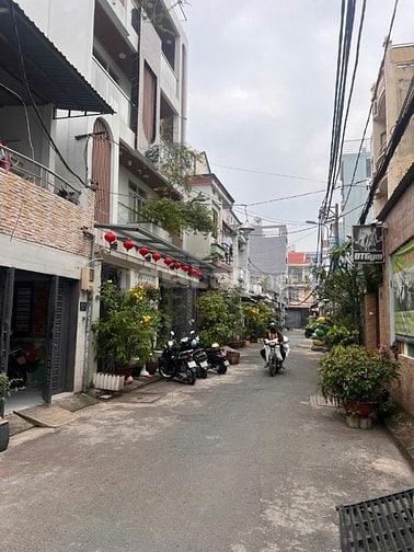 Nhà hẻm 8m Lê Ngã Tân Phú – khu VIP gần Âu Cơ – xây 3 lầu ST, giá tốt