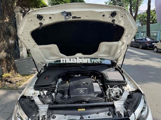 Mercedes Benz GLC 300 4MATIC 2019 - 43.500 milies