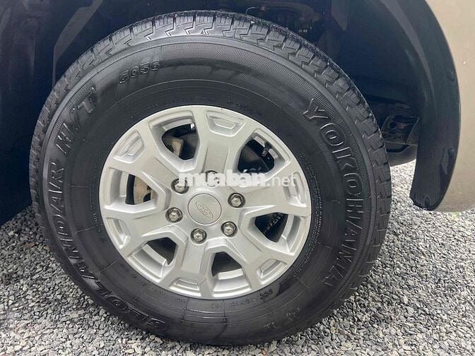 Ford Ranger 2020 XLS 2.2 Vàng cát