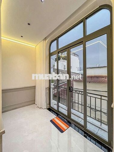 Nhà Đẹp Phong Cách Tây Âu Hẻm Hùng Vương