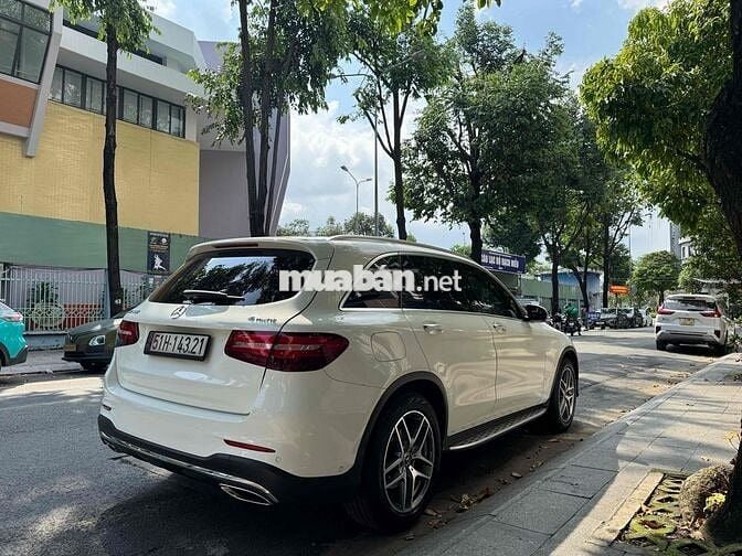 Mercedes Benz GLC 300 4MATIC 2019 - 43.500 milies