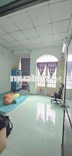 Nhà sổ hồng riêng mà giá như vi bằng, bao sang tên.