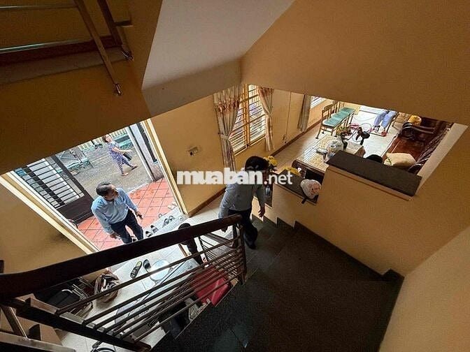 Nhà hẻm 163 Tô Hiến Thành Quận 10 cho thuê