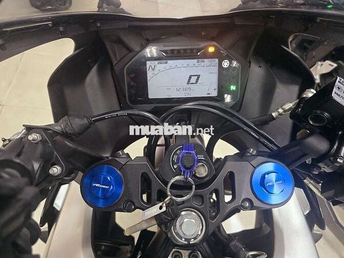 R15M Abs biển43 còn bảo hành hãng đến 2027