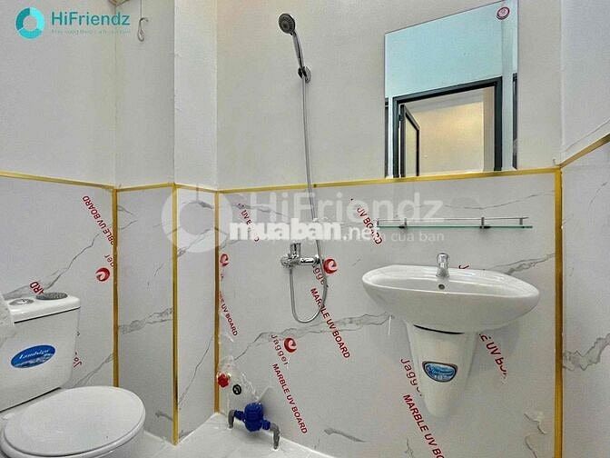 Trống sẵn 1 phòng ngủ ban công tách bếp gần Lotte Q7